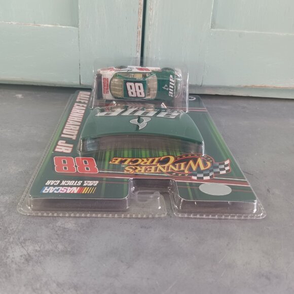 NASCAR Winners Circle 2008 Dale Earnhardt Jr #88 Amp Energy 1:64 Diecast Car Set - Picture 3 of 8